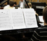 La música es una práctica accesible a todos.