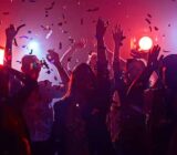 Las mejores playlists para una Nochevieja salvaje